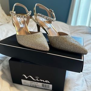 Gold shoes